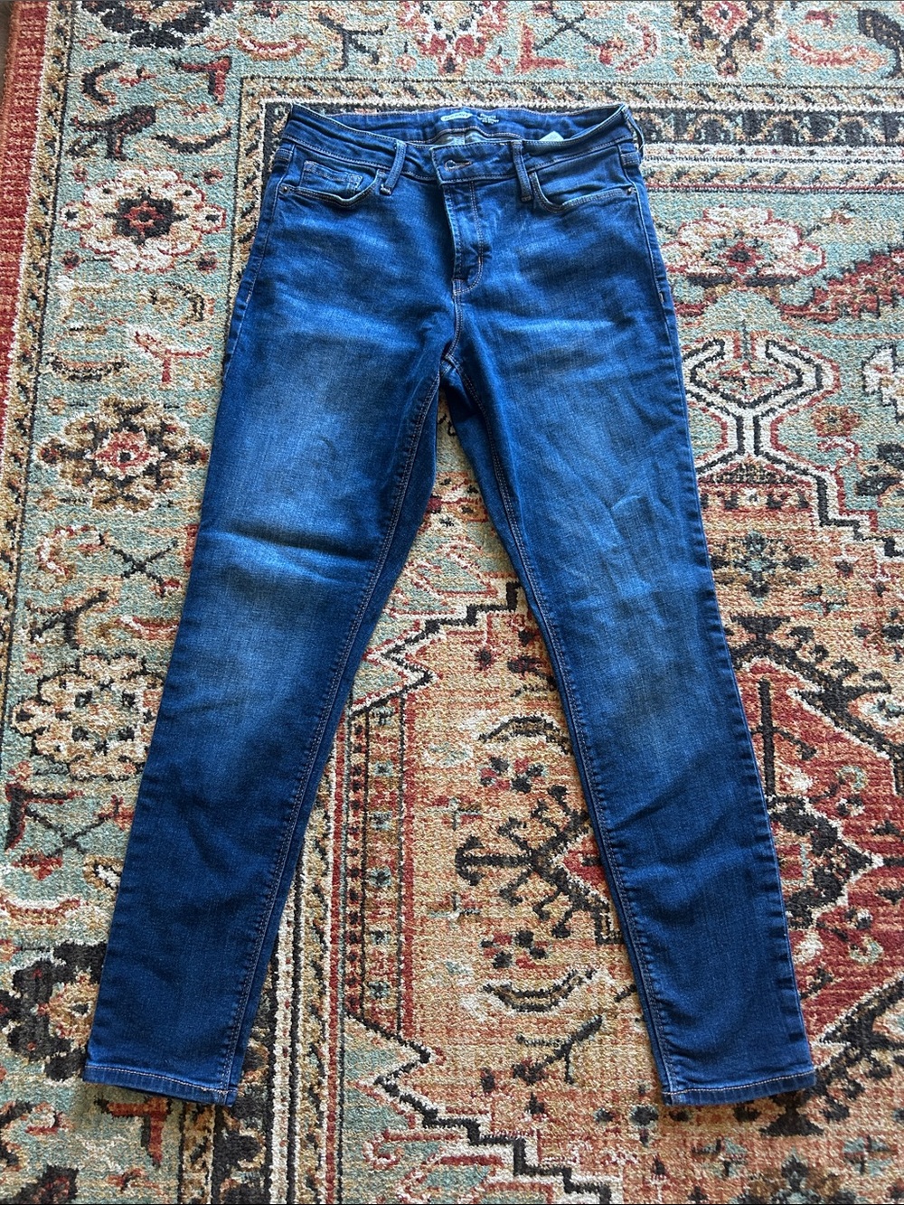 Old Navy Rockstar Super Skinny Jeans